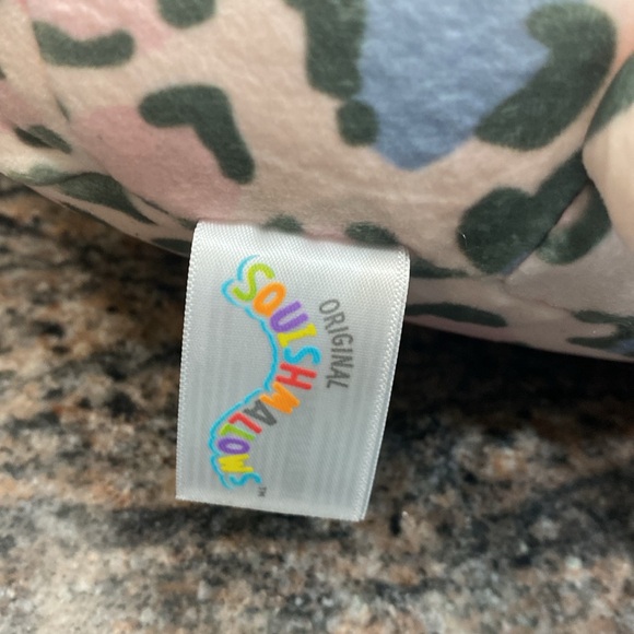 Squishmallows - Dallas Cheetah - 7” - Picture 3 of 5